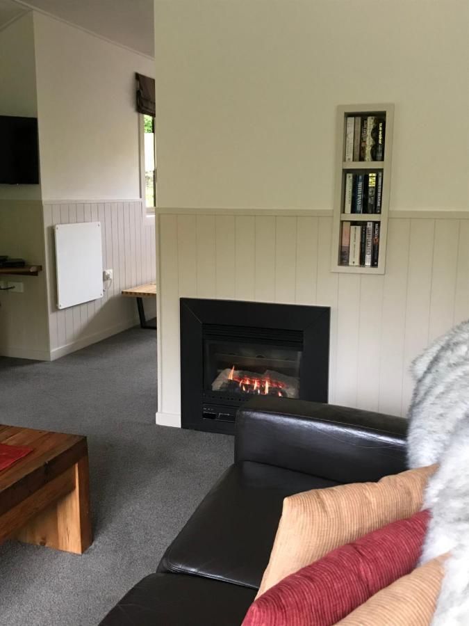 Burn Cottage Retreat Кромвель Экстерьер фото