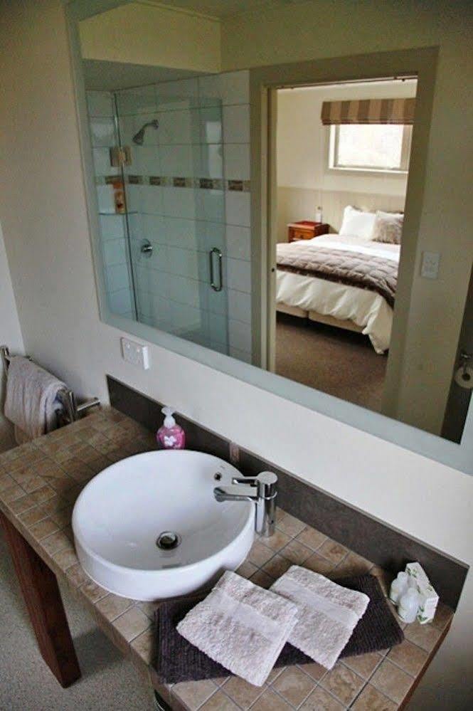 Burn Cottage Retreat Кромвель Экстерьер фото